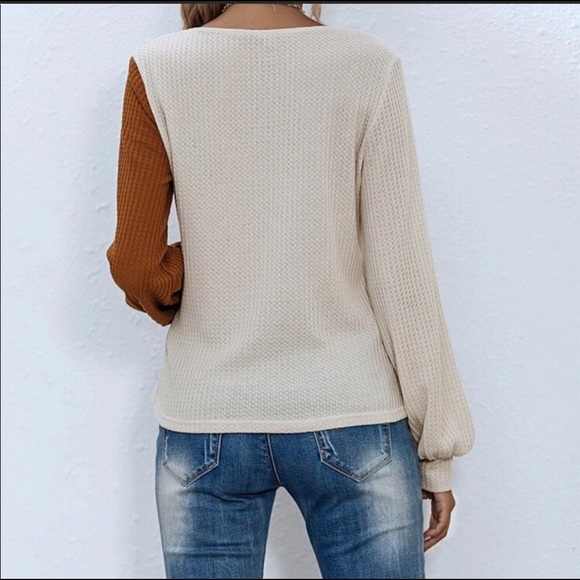New in 2022! Waffle knit color block long sleeve top. - Picture 2 of 6